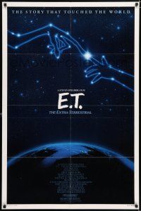 5f241 E.T. THE EXTRA TERRESTRIAL 1sh R85 Steven Spielberg classic, wonderful constellation art!