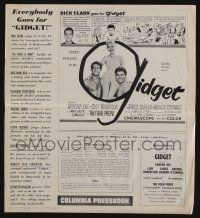 5h640 GIDGET pressbook '59 cute Sandra Dee sits on James Darren & Cliff Robertson's shoulders!