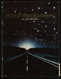 5h073 CLOSE ENCOUNTERS OF THE THIRD KIND souvenir program book '77 Steven Spielberg classic!