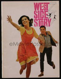 5h166 WEST SIDE STORY souvenir program book '62 Academy Award winning classic musical, cool images