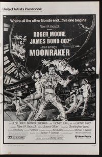 5h806 MOONRAKER pressbook '79 art of Roger Moore as James Bond & sexy space babes by Goozee!