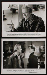 5s407 TRUE CRIME 10 8x10 stills '99 great images of director & detective Clint Eastwood!