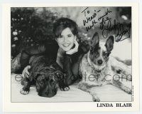 5t430 LINDA BLAIR signed 8x10 publicity still '00s wonderful portrait with her two cool dogs!