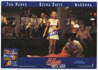 5t088 LEAGUE OF THEIR OWN signed Spanish LC '92 by Geena Davis, who's standing by band in bar!