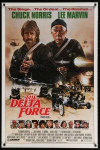 5z252 DELTA FORCE 1sh '86 cool image of Chuck Norris & Lee Marvin firing guns!