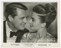 6a372 GRASS IS GREENER 8x10 still '61 romantic close up of Cary Grant & pretty Jean Simmons!