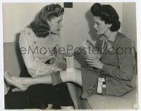 6a732 SKY'S THE LIMIT 7.75x9.5 news photo '43 Joan Leslie bandaging her sister Betty Brodel!
