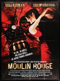 6b869 MOULIN ROUGE French 1p '01 great image of sexy Nicole Kidman & Ewan McGregor kissing!