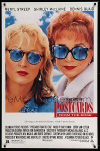 6k515 POSTCARDS FROM THE EDGE 1sh '90 great image of Shirley MacLaine & Meryl Streep w/sunglasses!