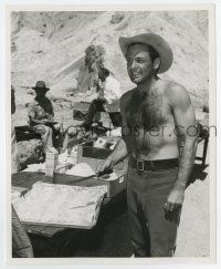 6x198 ESCAPE FROM FORT BRAVO candid deluxe 8x10 still '53 William Holden celebrating his birthday!