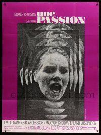 7c922 PASSION French 1p '69 Ingmar Bergman's En Passion, close-up of terrified Liv Ullmann!