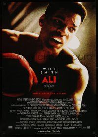 7f155 ALI German '02 Will Smith as heavyweight champion boxer Muhammad Ali, Michael Mann
