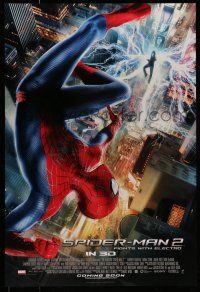 7g032 AMAZING SPIDER-MAN 2 int'l advance DS 1sh '14 Andrew Garfield, fights with Electro!