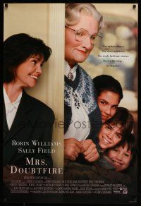 7g528 MRS. DOUBTFIRE DS 1sh '93 cross-dressing Robin Williams, Sally Field!
