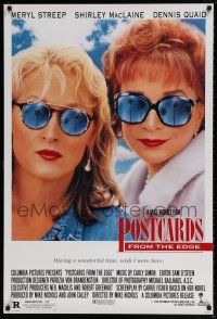 7g588 POSTCARDS FROM THE EDGE 1sh '90 great image of Shirley MacLaine & Meryl Streep w/sunglasses!