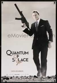 7g615 QUANTUM OF SOLACE teaser 1sh '08 Daniel Craig as Bond with silenced H&K UMP submachine gun