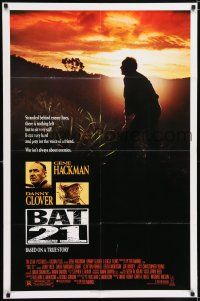 7h078 BAT 21 1sh '88 Gene Hackman is stranded behind enemy lines, Danny Glover!