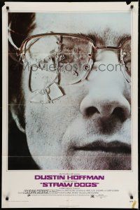 7h764 STRAW DOGS 1sh '72 Sam Peckinpah, full c/u of Dustin Hoffman with broken glasses!