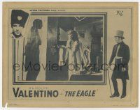 7j197 EAGLE LC R1939 Vilma Banky is surprised when Ruldolph Valentino shows up at her door!