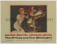 7j021 PRINCE & THE SHOWGIRL LC #2 '57 sexy Marilyn Monroe sits in front of royal Laurence Olivier!