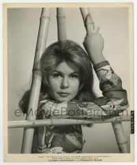 7m331 ELIZABETH MONTGOMERY 8.25x10 still '63 w/ bamboo easel from Who's Been Sleeping in My Bed!