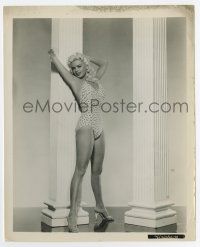 7m519 JAYNE MANSFIELD 8x10 still '60s full-length leaning on pedestal in too-tight bathing suit!