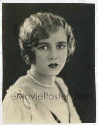 7m768 RUTH TAYLOR 7.5x9.5 still '20s wearing pearls in Mack Sennett Comedies by George F. Cannons!