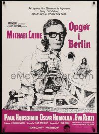 8c180 FUNERAL IN BERLIN Danish '67 cool art of Michael Caine pointing gun, directed by Guy Hamilton!