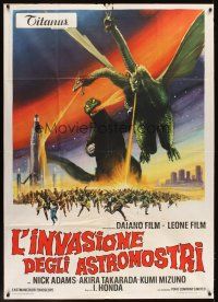 8g069 INVASION OF ASTRO-MONSTER Italian 1p '70 Toho, cool different art of battling monsters!