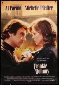 8k272 FRANKIE & JOHNNY 1sh '91 close up of Al Pacino & Michelle Pfeiffer!