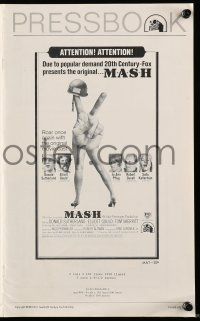 8m576 MASH pressbook R73 Elliott Gould, Korean War classic directed by Robert Altman!