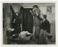 8s107 AT THE CIRCUS 8x10 still '39 Chico warns Harpo to not shoot Groucho, Marx Bros comedy!