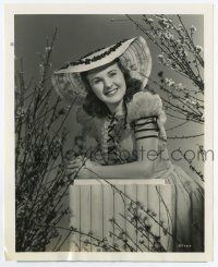 8s224 DEANNA DURBIN 8x10 still '39 she's about to star with Charles Boyer in First Love!