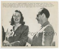 8s376 INGRID BERGMAN/ROBERTO ROSSELLINI 8x10 news photo '49 rumors, but they weren't yet a couple!