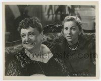 8s705 REBECCA 8.25x10 still '40 Alfred Hitchcock, c/u of smiling Florence Bates & Joan Fontaine!