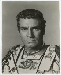 8s818 SPARTACUS 7.25x9.25 still '61 head & shoulders portrait of Laurence Olivier as Crassus!