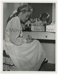 8s943 TWO WEEKS WITH LOVE candid 8x10 key book still '50 Jane Powell's cat watches her write note!