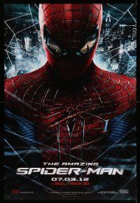8w031 AMAZING SPIDER-MAN teaser DS 1sh '12 portrait of Andrew Garfield in title role over city!