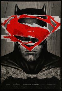 8w002 BATMAN V SUPERMAN teaser DS 1sh '16 cool close up of Ben Affleck in title role under symbol!