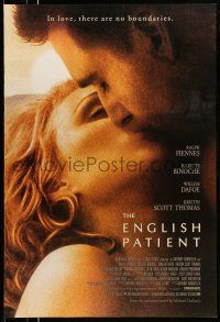 8w234 ENGLISH PATIENT kissing style DS 1sh '97 Ralph Fiennes, Juliette Binoche, Best Picture winner
