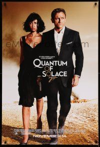 8w634 QUANTUM OF SOLACE advance 1sh '08 Daniel Craig as James Bond, sexy Olga Kurylenko!