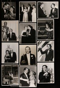 8x395 LOT OF 16 OSCARS 8x10 STILLS '40s-70s top stars receiving their Academy Awards!