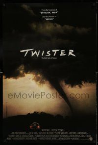 9c784 TWISTER int'l DS 1sh '96 storm chasers Bill Paxton & Helen Hunt, tornado action!