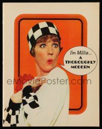 9d974 THOROUGHLY MODERN MILLIE souvenir program book '67 Julie Andrews, Mary Tyler Moore, Channing