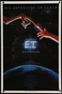 9f223 E.T. THE EXTRA TERRESTRIAL studio style 1sh '82 Steven Spielberg classic, John Alvin art!