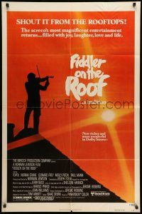 9f266 FIDDLER ON THE ROOF 1sh R79 different silhouette image of Topol & fiddle!