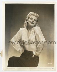 9h295 DOLORES MORAN 8x10.5 still '43 the sexy Warner Bros. actress in a sexy two-piece outfit!