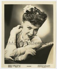 9h602 MARGO 8.25x10 still '43 great head & shoulders smiling portrait turned around in her chair!