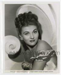9h664 NINA LUNN 8.25x10 still '47 she was too pretty & talented to be a technical advisor!