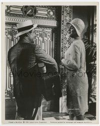 9h833 SOME LIKE IT HOT 8x10 still '59 c/u of Joe E. Brown flirting with Jack Lemmon in drag!